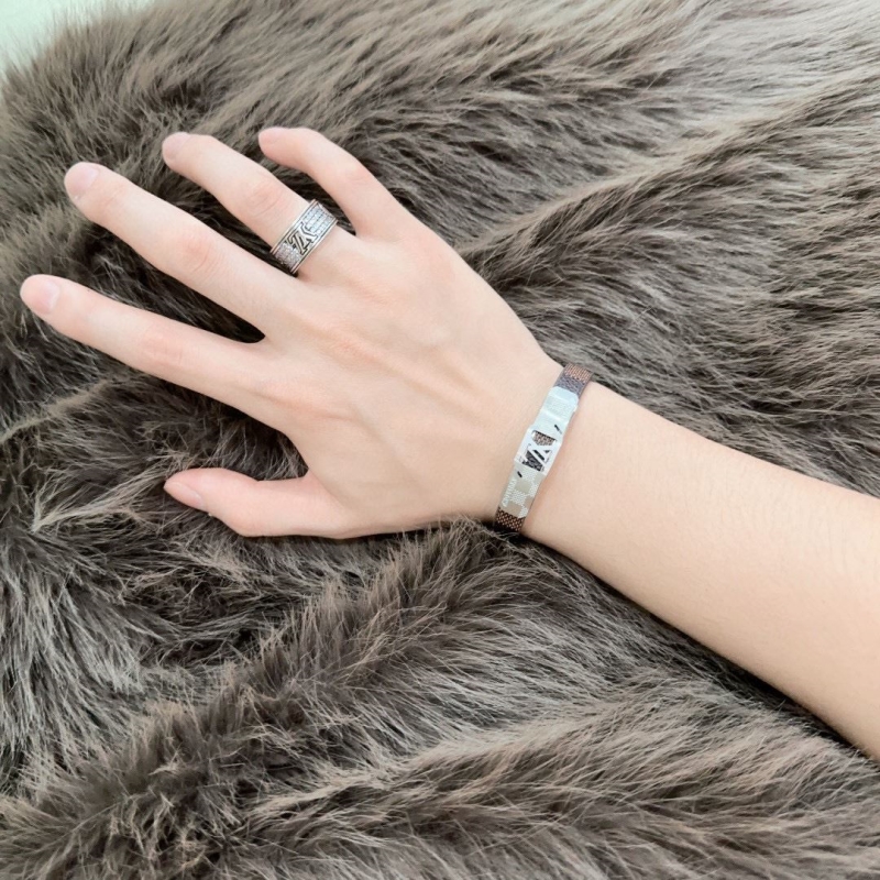 LV Bracelets